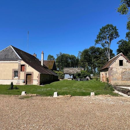 Gite A La Ferme De Sainte Radegonde Lanneray المظهر الخارجي الصورة
